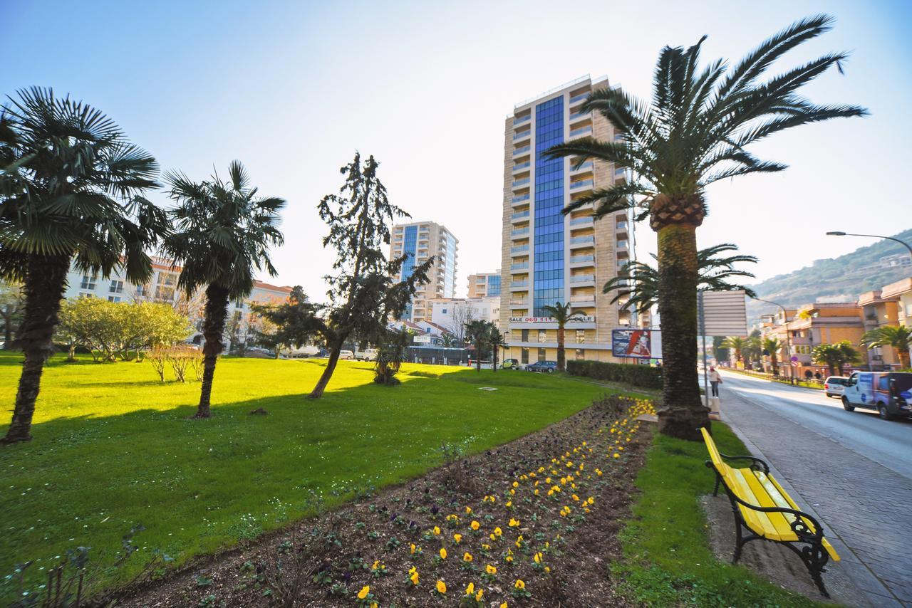 Lux Beach Apartment Budva Exteriör bild