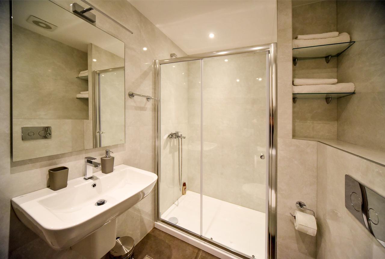 Lux Beach Apartment Budva Exteriör bild