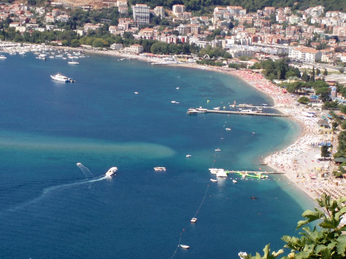 Lux Beach Apartment Budva Exteriör bild